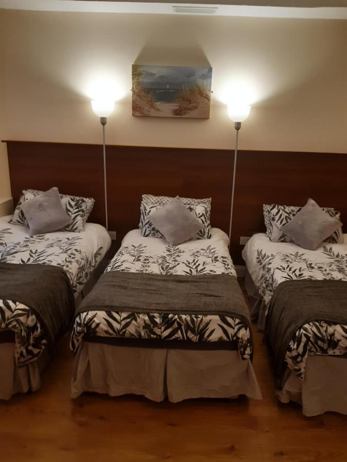 24 Beds In Carrick On Shannon Экстерьер фото